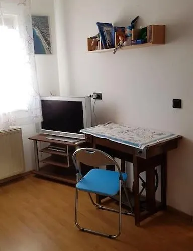 Kellergeschoss Moto Gp Wochenende Lägenhet